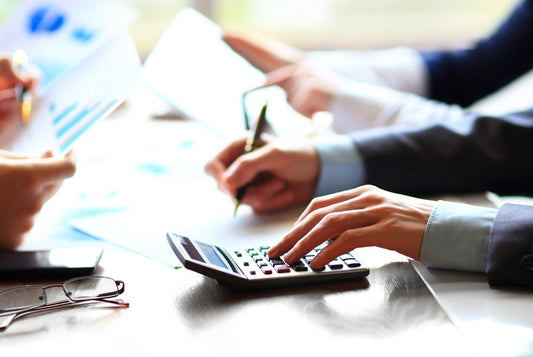 What is the difference between a bookkeeper and an accountant?
